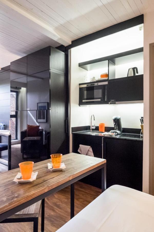 Vieille BÔurse - Cosy studio close to stations&old city - Welkeys Lille Extérieur photo